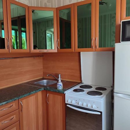Стандарт Апартаменты Ул.Урицкого 74 Pavlodar Extérieur photo
